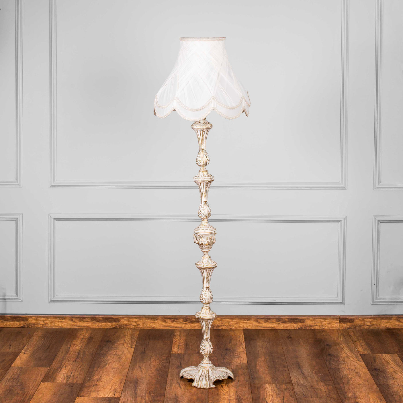 Shynor Floor Lamp - Fl_Cl_003