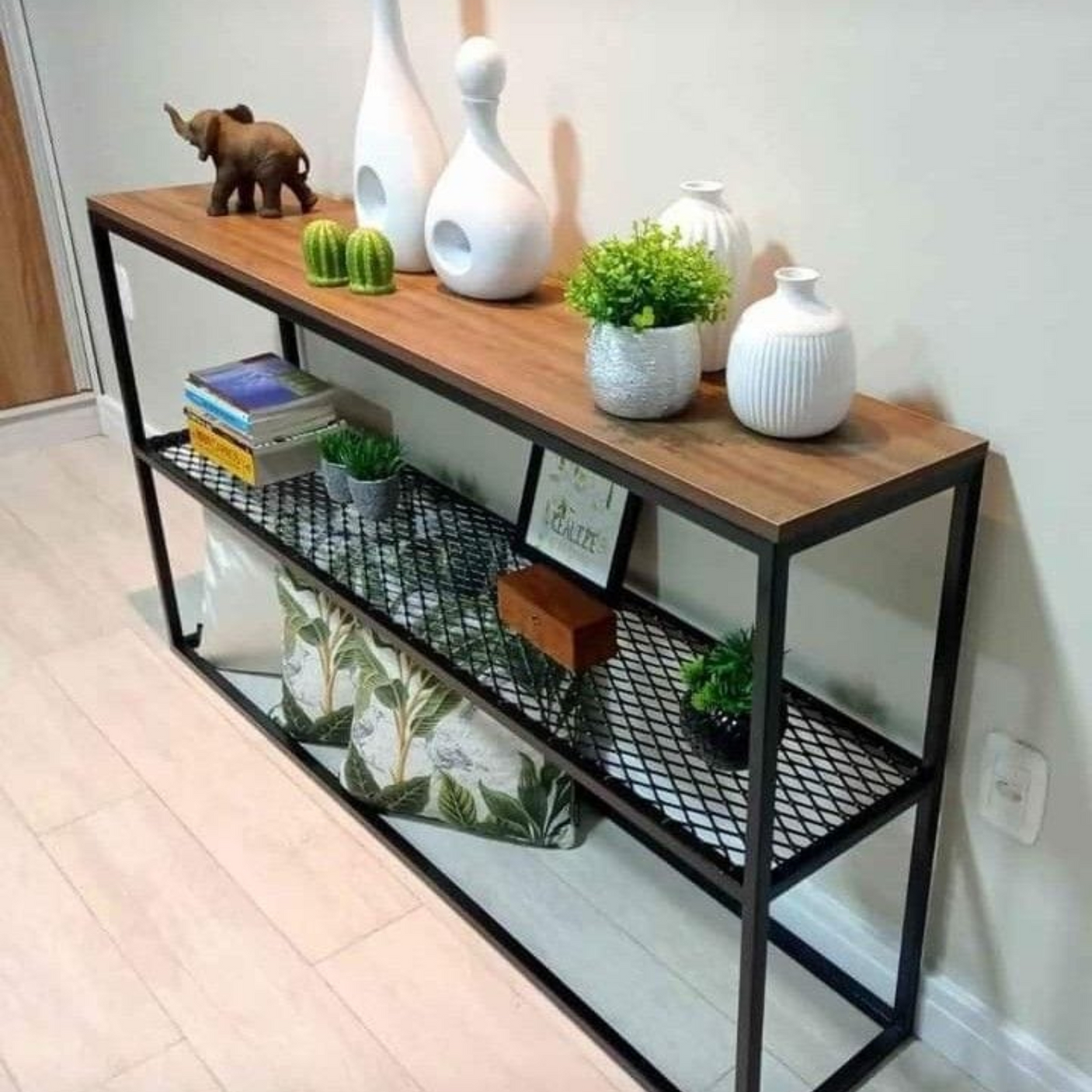 Aura Entry Table_consol.06