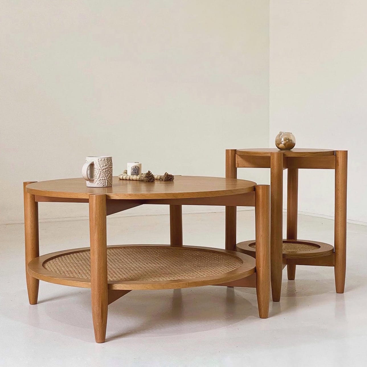 Aura Set of 2 Coffee Tables-tabsP0002