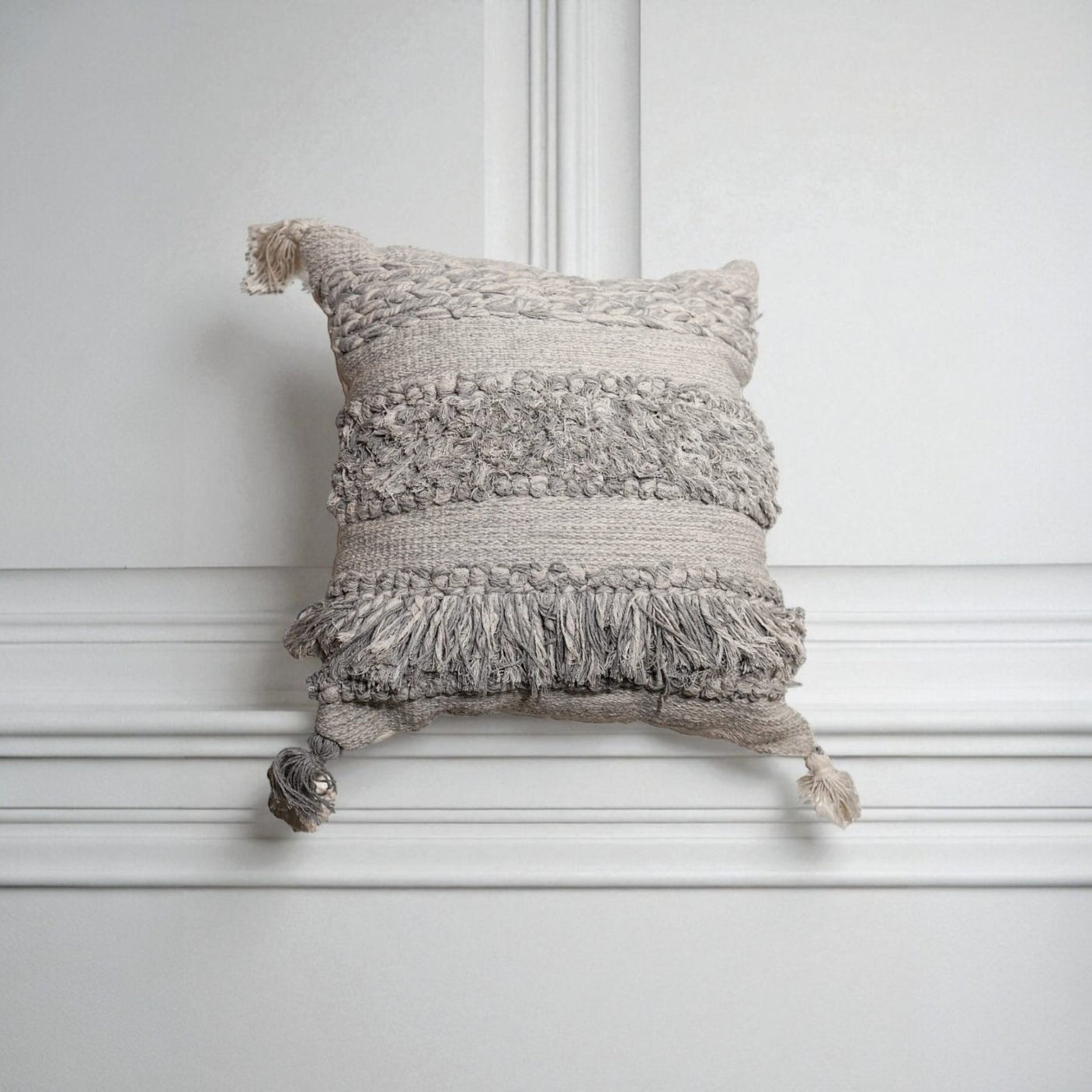 Ivcra Cushion - S431