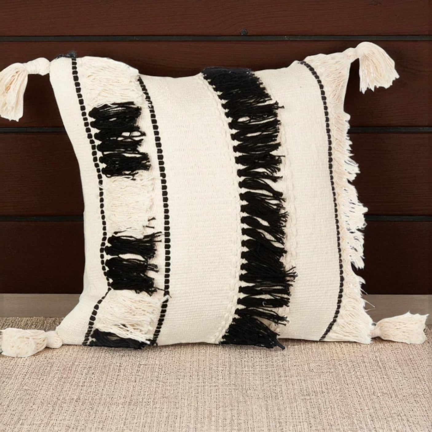 Ivgar Cushion - S427