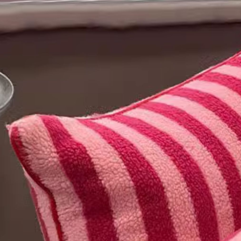 كرسي فيلتا بذراعين - هيبو 168