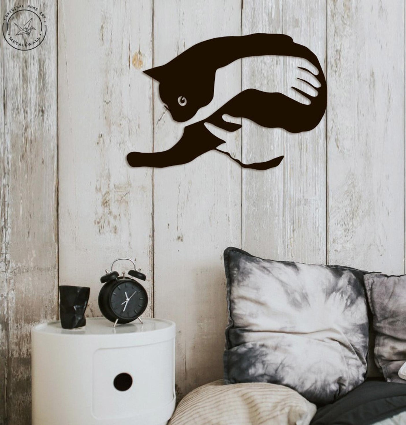 Cat in hand Wall Art-WQ.WA11.01