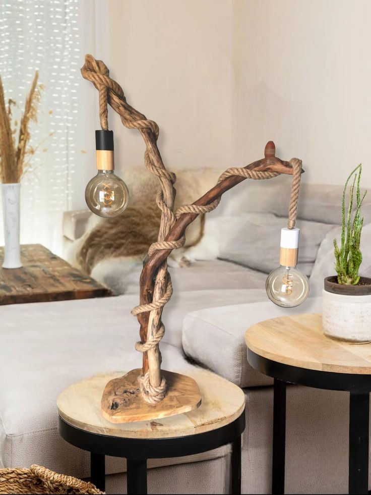 Novix Table lamb_ET30