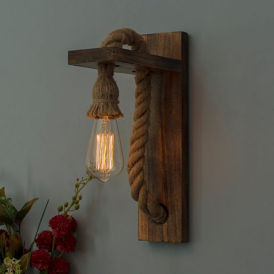 Valyra Wall lamb_ET33