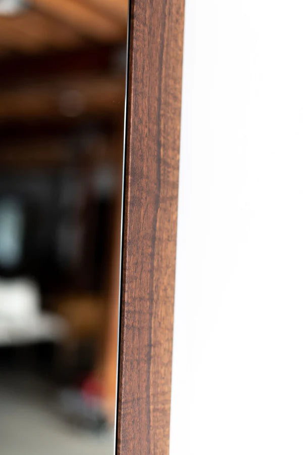 Karen Mirror-Hippo287