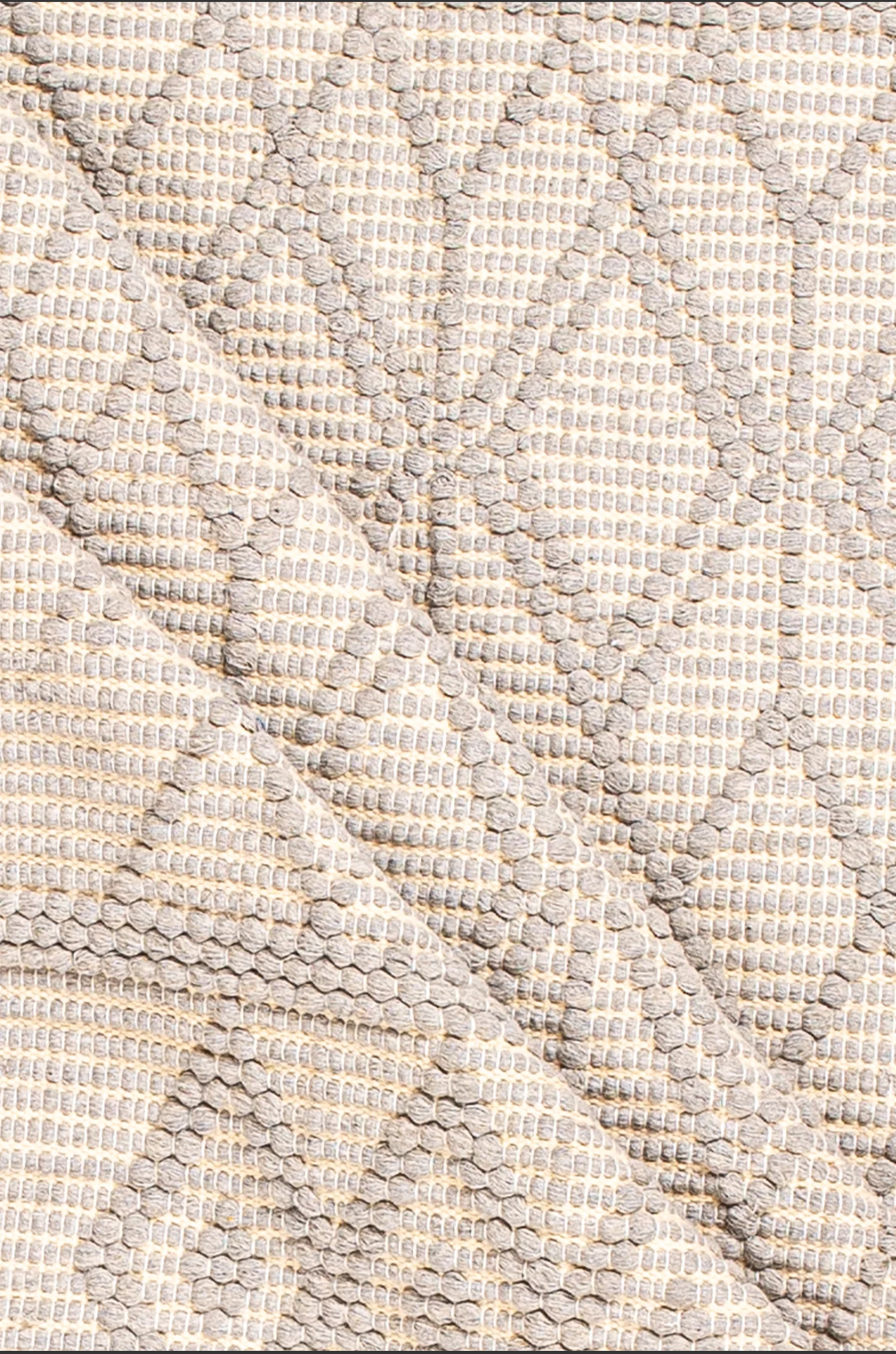 Fesyn Carpet- S382