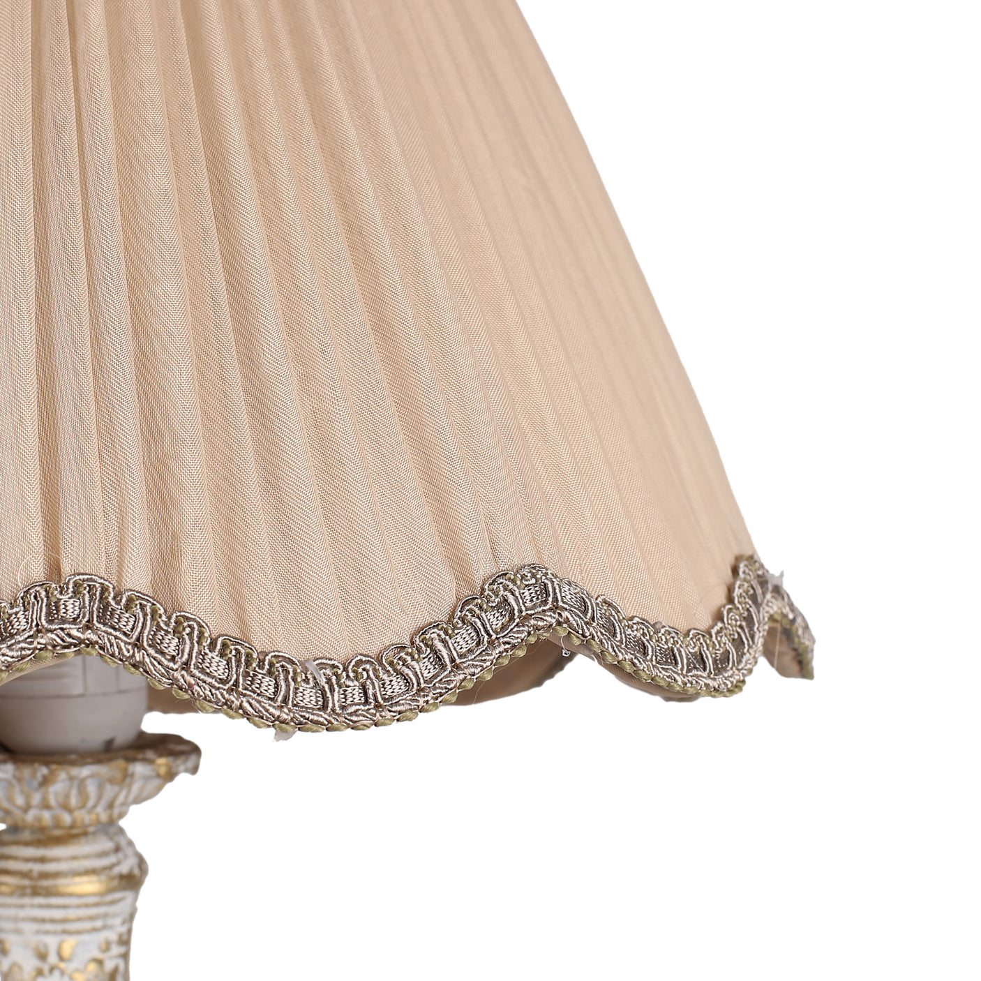 Illuvia Table Lamp - Ta_Ne_Cl_090