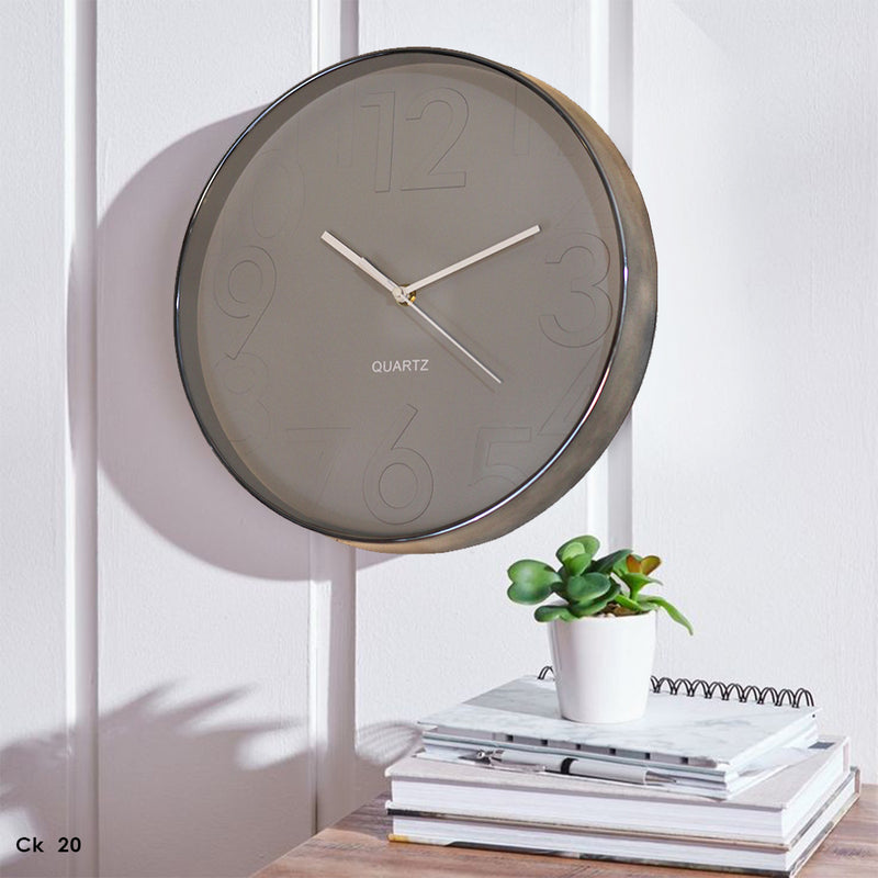 Juan Clock-c20