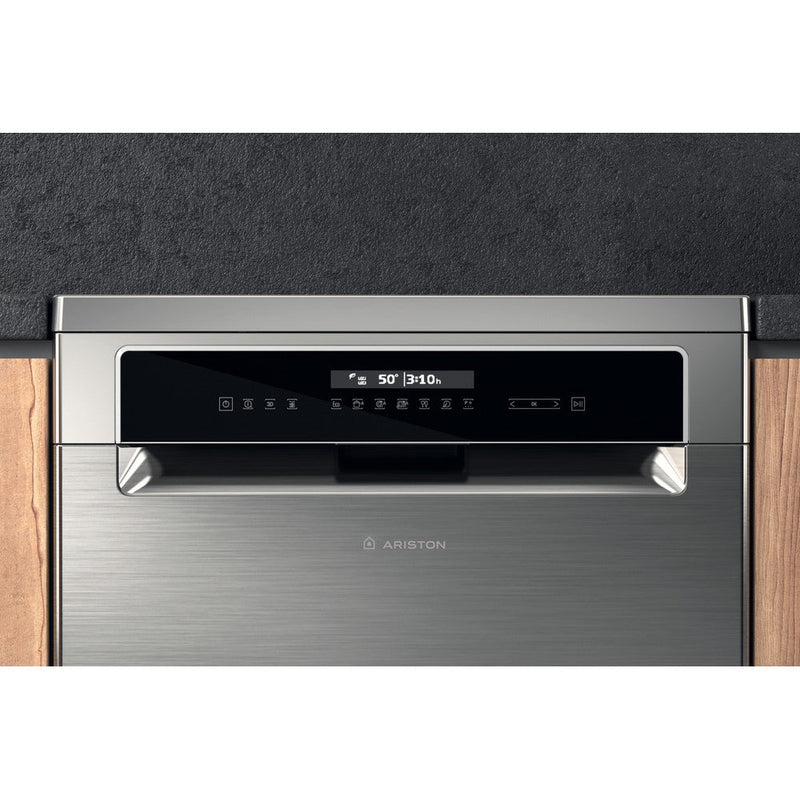 Ariston dishwasher: full size, inox color - LFP 5P31 WLT X