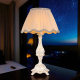 Illuvia Table Lamp - Ta_Ne_Cl_090