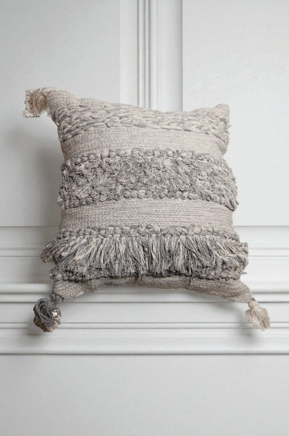 Ivcra Cushion - S431