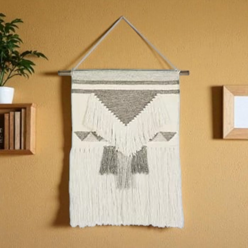 Halvi Wall Rug - S399