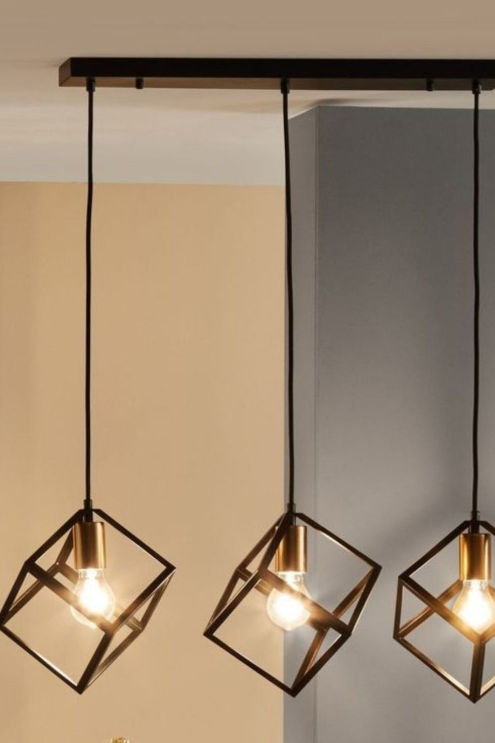 Lyntra Chandelier - si-335-ch
