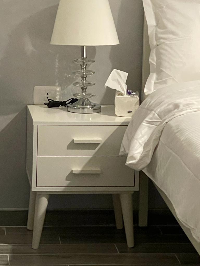 Nightstand-NCode9-www.manzzeli.com
