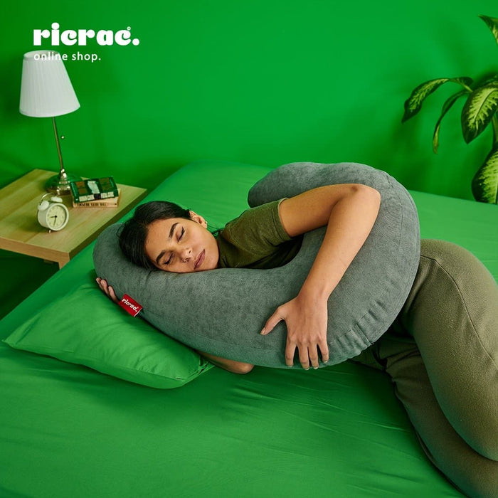 Relaxo-Hugging Pillow-www.manzzeli.com
