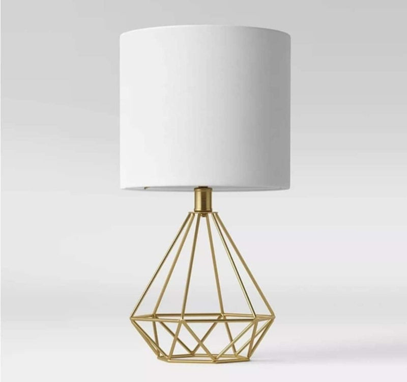 Varner TABLE LAMP-diamond-desklamp-1082-BW-www.manzzeli.com